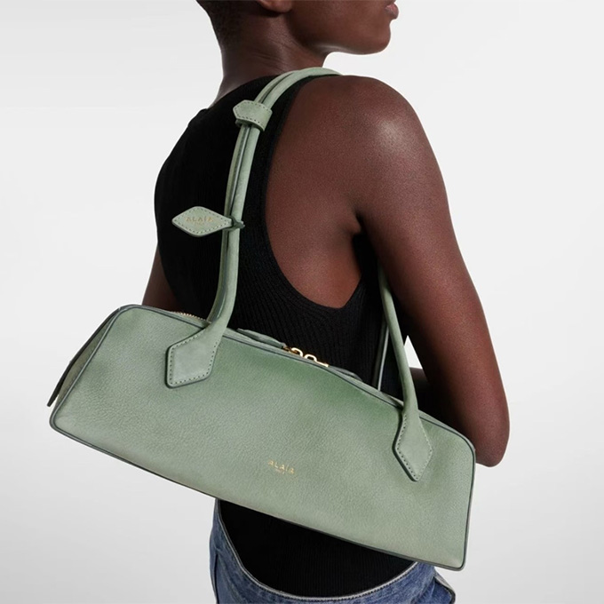 alaïa le teckel long barrel shoulder handbag